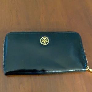 Tory Burch Continental Black Patent Wallet